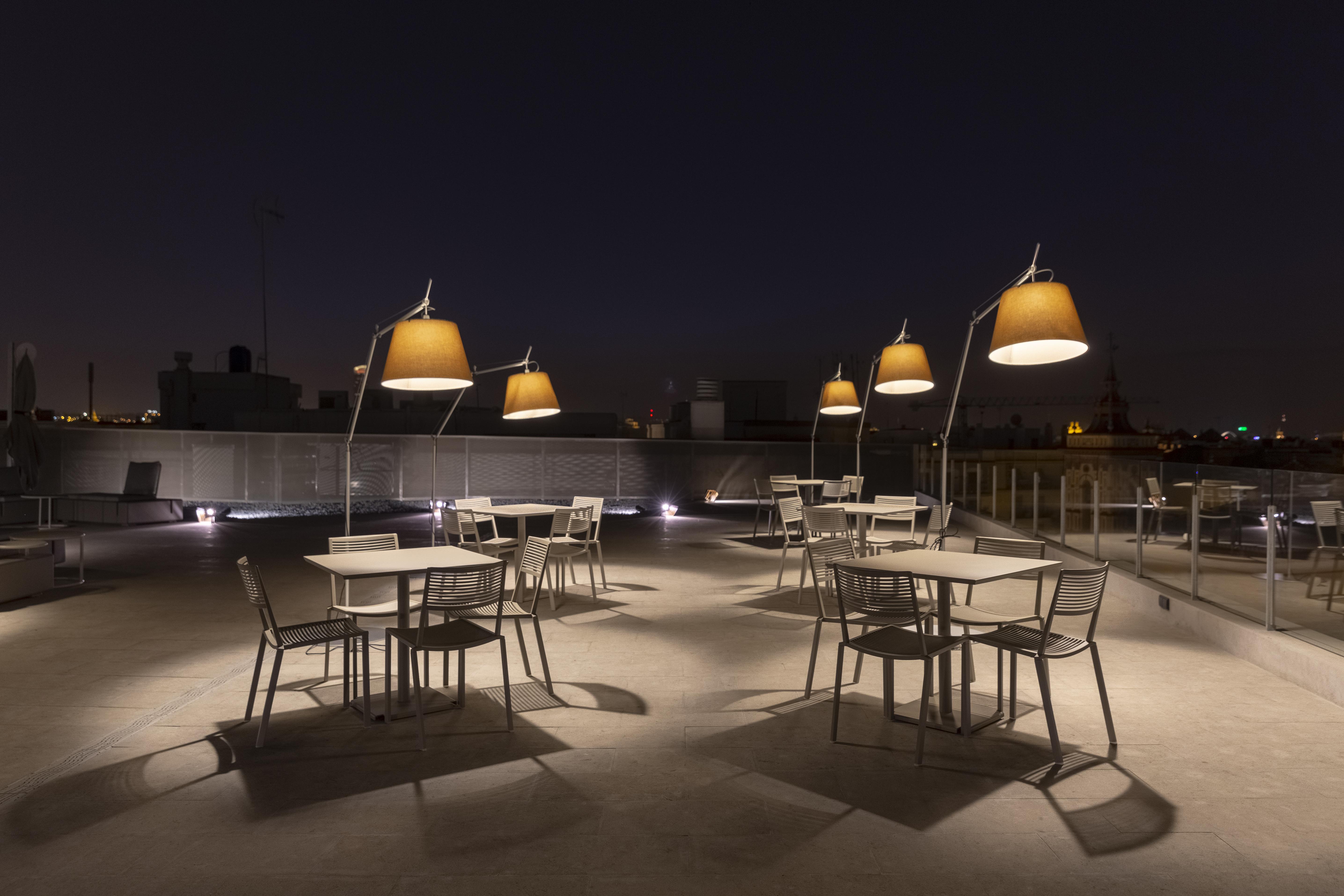 Hotel Macia Sevilla Kubb Kültér fotó