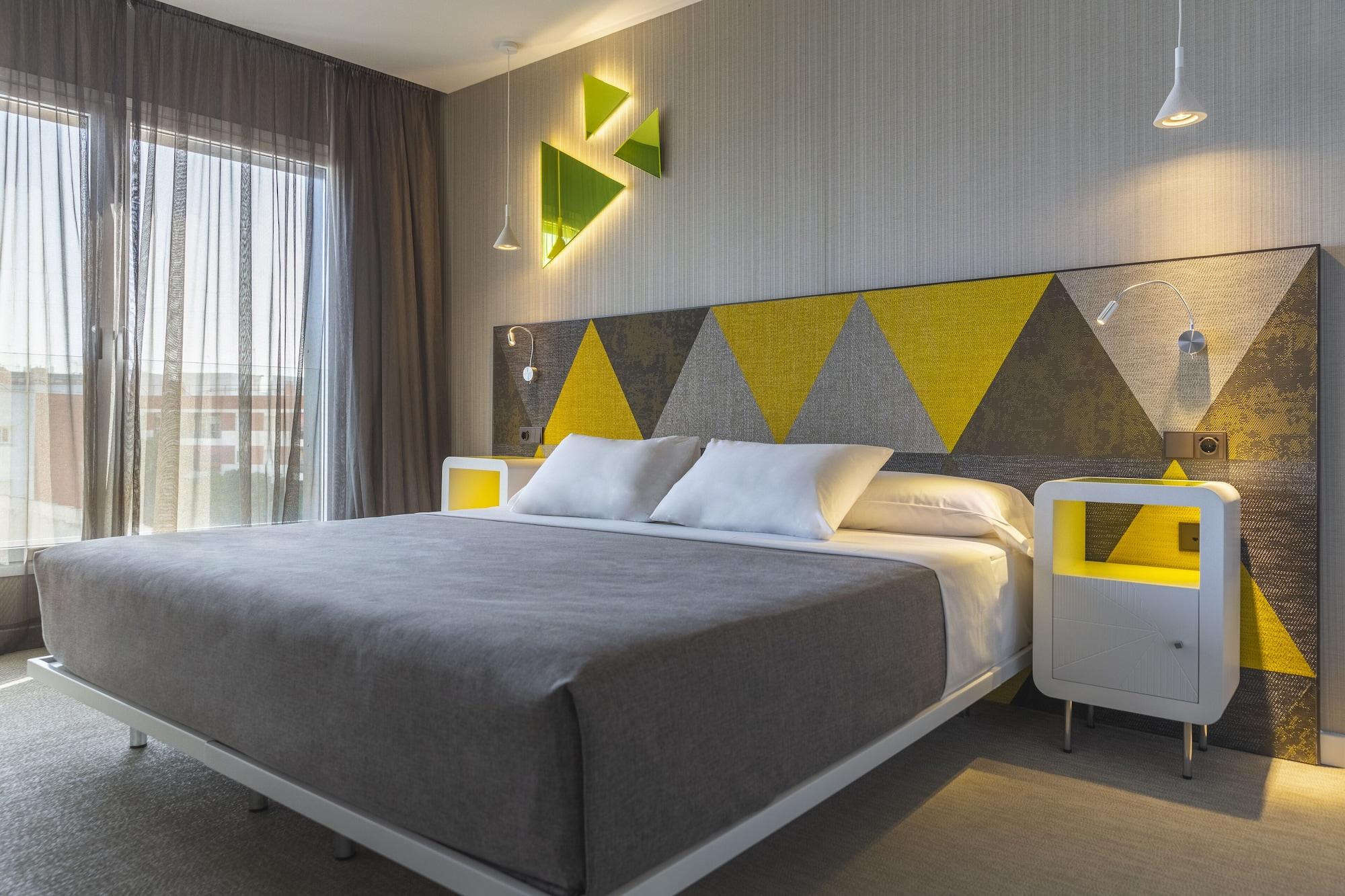Hotel Macia Sevilla Kubb Kültér fotó